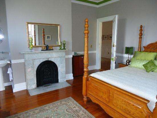 The Hamilton Hoppin House, Villa 120 Newport, Ri Мидълтаун Екстериор снимка